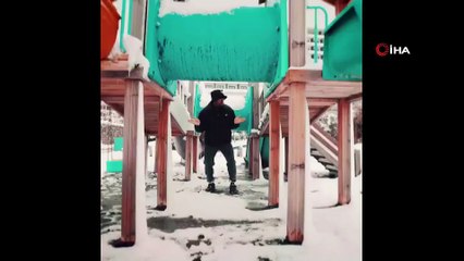 Daniel Sturridge'nin kar üstündeki dansı beğeni topladı