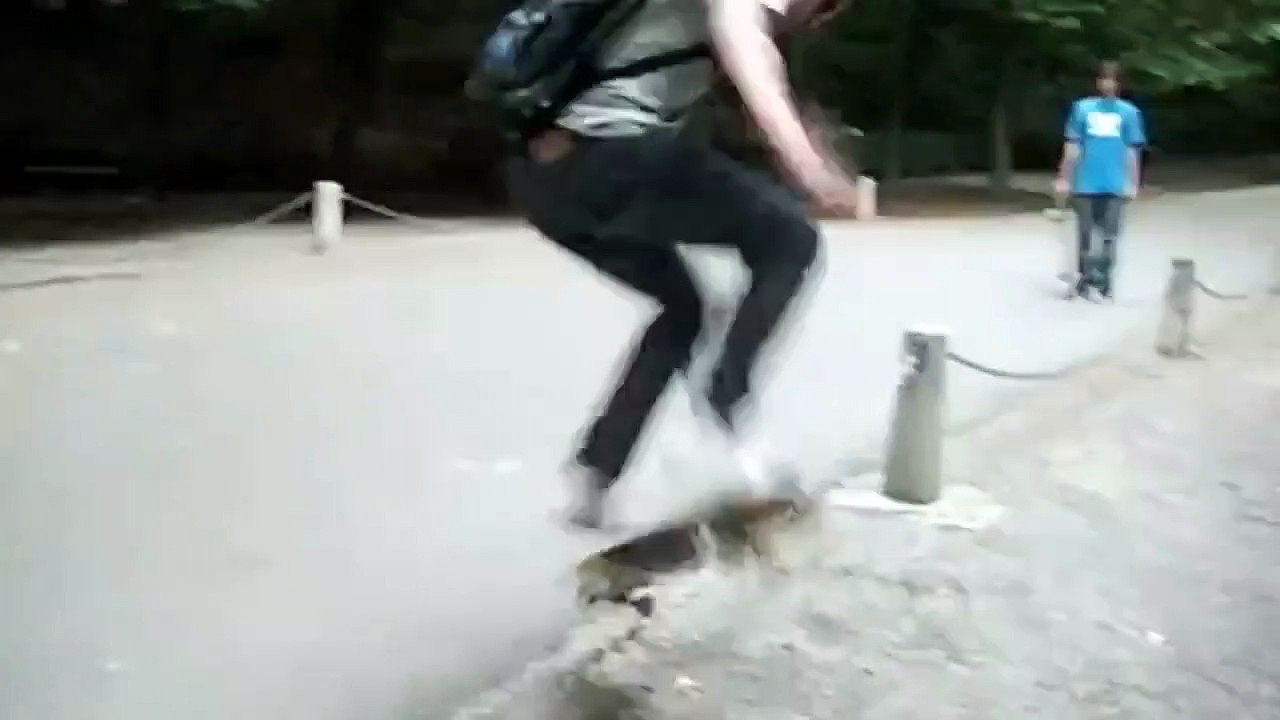 Man Breaks His Elbow Doing Tricks On His Skateboard