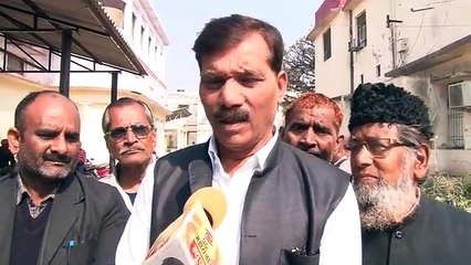 शहीद कौशल रावत की प्रतिमा के लिए कांग्रेसियों ने किया प्रदर्शन