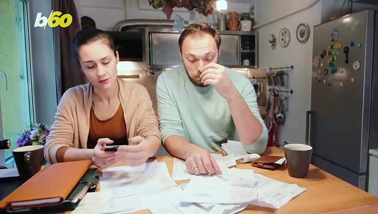 This is How Debt Can Destroy a Relationship