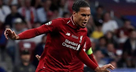 Liverpool, Van Dijk'a yıllık 9.4 milyon euro teklif edecek