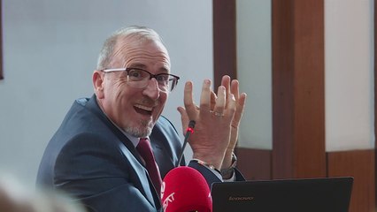 „Регулаторните тела се користат за партиско вдомување, трошат и лошо работат!“