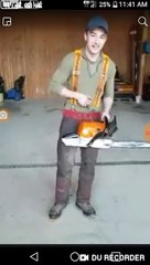 Pantalon anti tronçonneuse : il n'a rien !