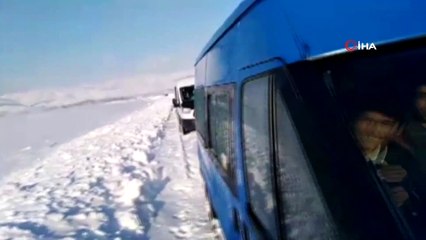 Yüksekova’da tipiye yakalanan vatandaşlar kurtarıldı