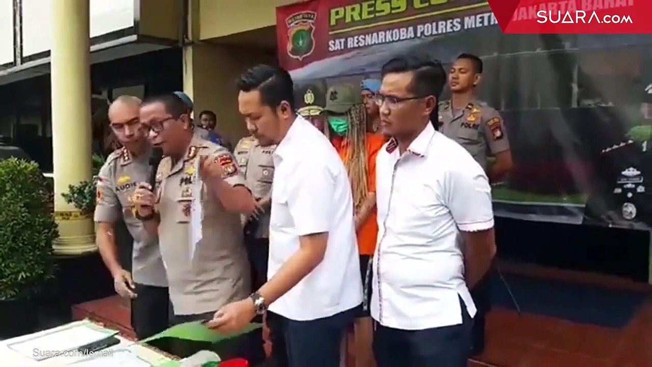 LIVE REPORT: Preskon Penangkapan Pemasok Obat Penenang Lucinta Luna