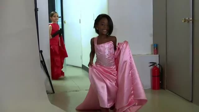 Llegan las versiones en miniatura de la alfombra roja de los Oscar