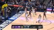 LeBron throws down ridiculous slam in Lakers win