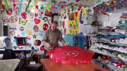 20 Yıldır Yaz-Kış Demeden Uçurtma Üretiyor