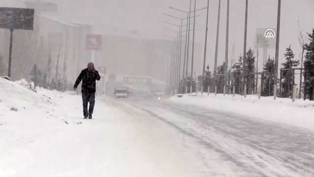 Doğu'da kar yağışı ve soğuk hava