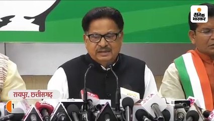 कांग्रेस नेता पुनिया ने कहा- जैसे गोडसे ने गोली मारने से पहले गांधी के पैर छुए, वैसे ही मोदी ने सदन और संविधान पर माथा टेका
