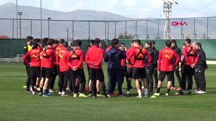 Spor göztepe'nin gözü üst sıralarda