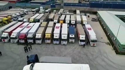 Türkiye’den İdlib’e 85 TIR insani yardım