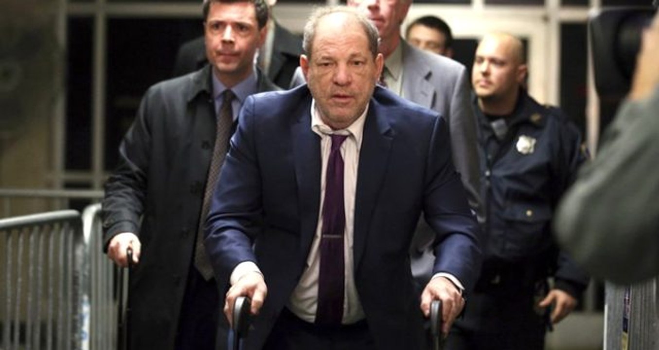 Cinsel tacizle suçlanan Harvey Weinstein cinsel ilişki sözleşmesi imzalama tedbiri aldı