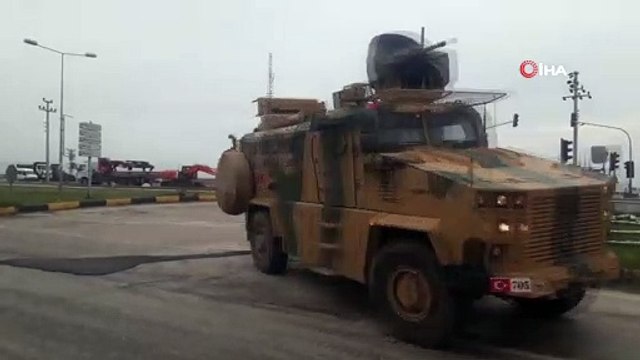 TSK'dan Suriye Sınırına Zırhlı Araç ve Komando Sevkiyatı