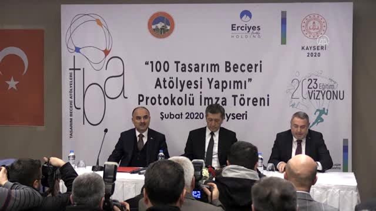 Bakan Selçuk, "100 Tasarım Beceri Atölyesi Yapımı" Protokol İmza Töreni'ne katıldı