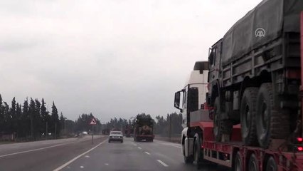 Suriye sınırına fırtına obüsü ve askeri araç sevkiyatı