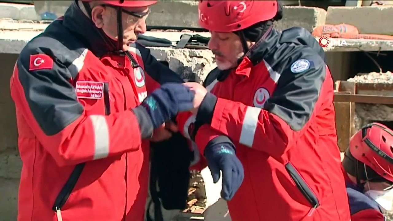 UMKE'den çalışanlarına deprem eğitimi