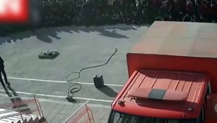 Bu nasıl eğitimcilik? Öğrencisinin yüzünü tekmeledi