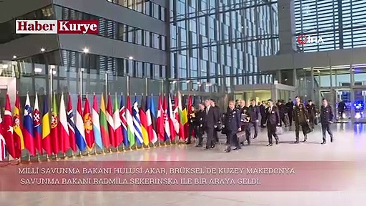 Bakan Akar Bakan Sekerinska İle Bir Araya Geldi
