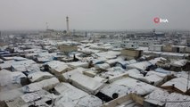 - İdliblilerin barındığı çadırlar havadan görüntülendi- Bu sene kışın sert geçtiği Suriye’de yüz binlerce insanın yaşadığı kamplarda hayat yoğun kar yağışı sonrası daha da zorlaştı