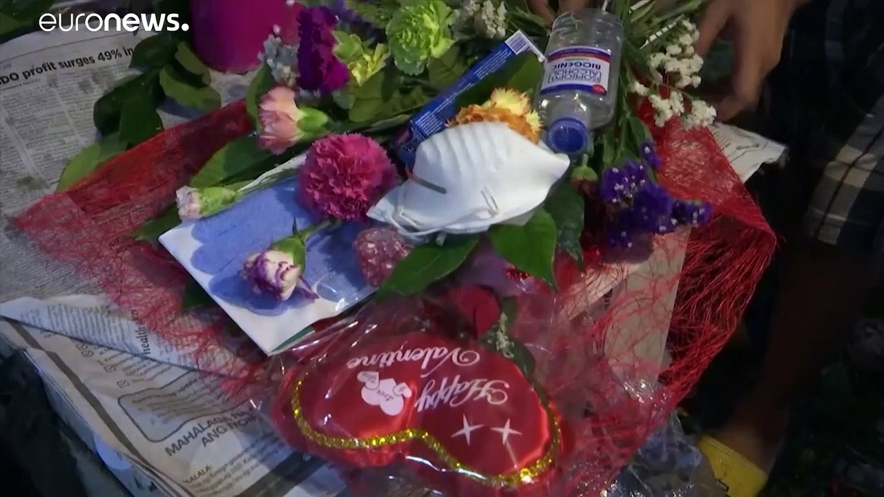 Ein Blumenstrauß, der vor Covid-19 schützt