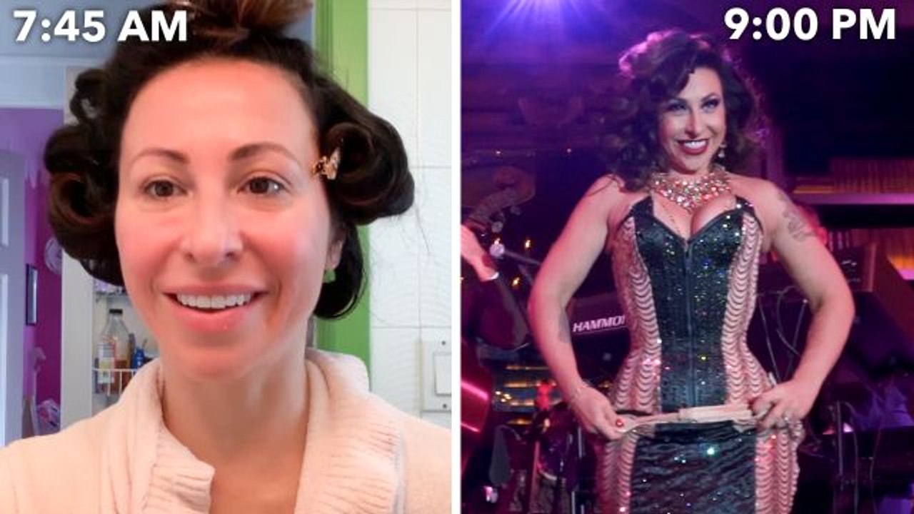 A Burlesque Dancer's Entire Routine, From Wakin...