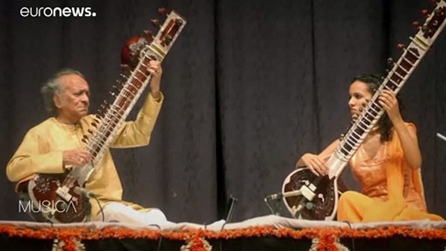 Анушка Шанкар сыграла в Лионе