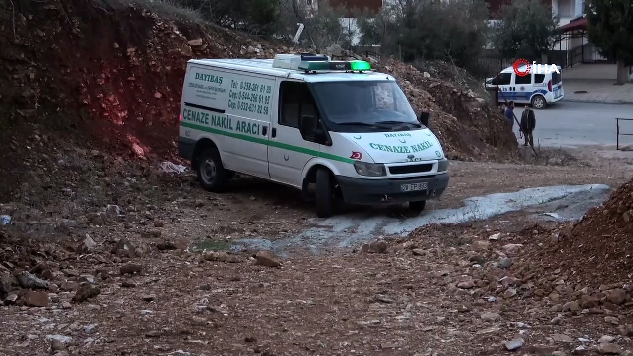 Yaşlı adamın cesedi inşaat alanında bulundu