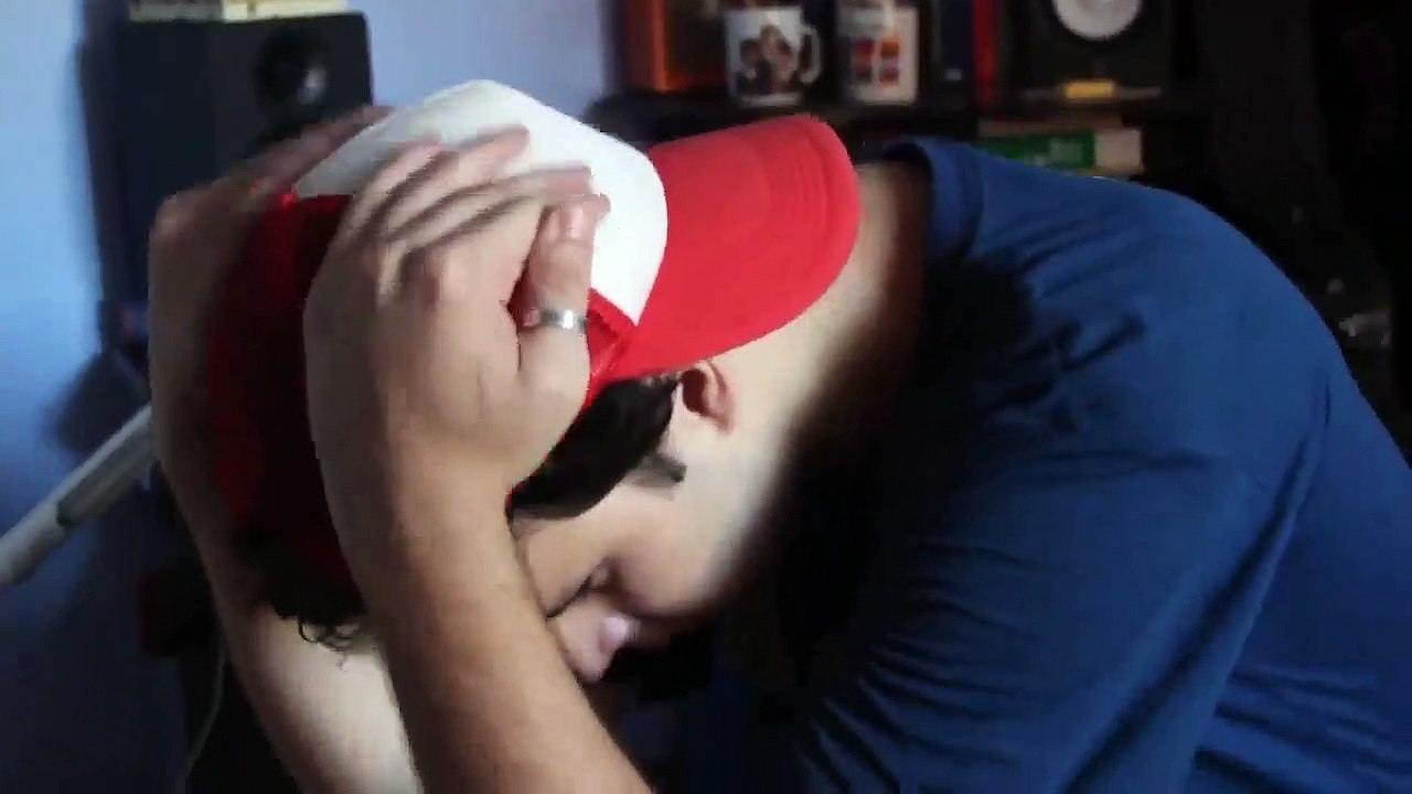 No Brasil milhares de jovens são vítimas  ( videos engraçados )