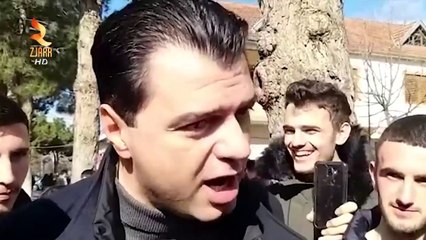 BASHA ME TË RINJTË NË KUKËS MOS IKNI