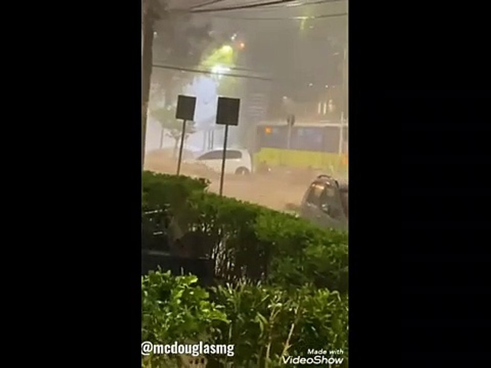 Las grandes inundaciones azotan a Brasil por lluvias torrenciales