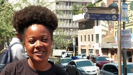 De vuelta en Sudáfrica, Miss Universo “inspira” a las jóvenes negras