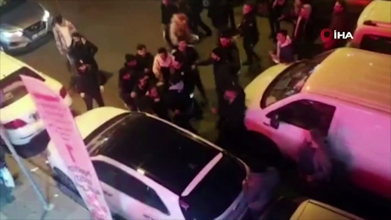 Kağıthane'de tacizci olduğu iddia edilen şahsa meydan dayağı