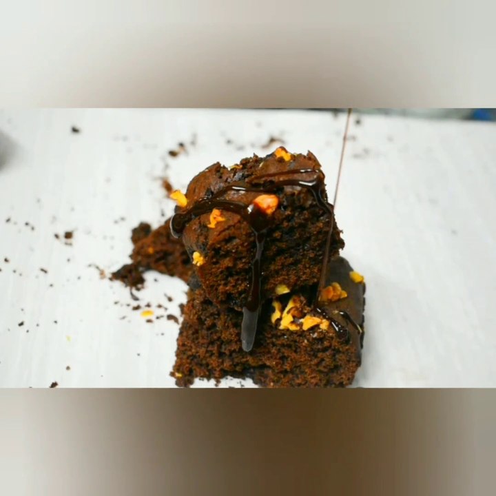 The Best Chocolate Walnut Brownie Recipe | Simple Way of Making Eggless Chocolaty and Fudgy Brownie