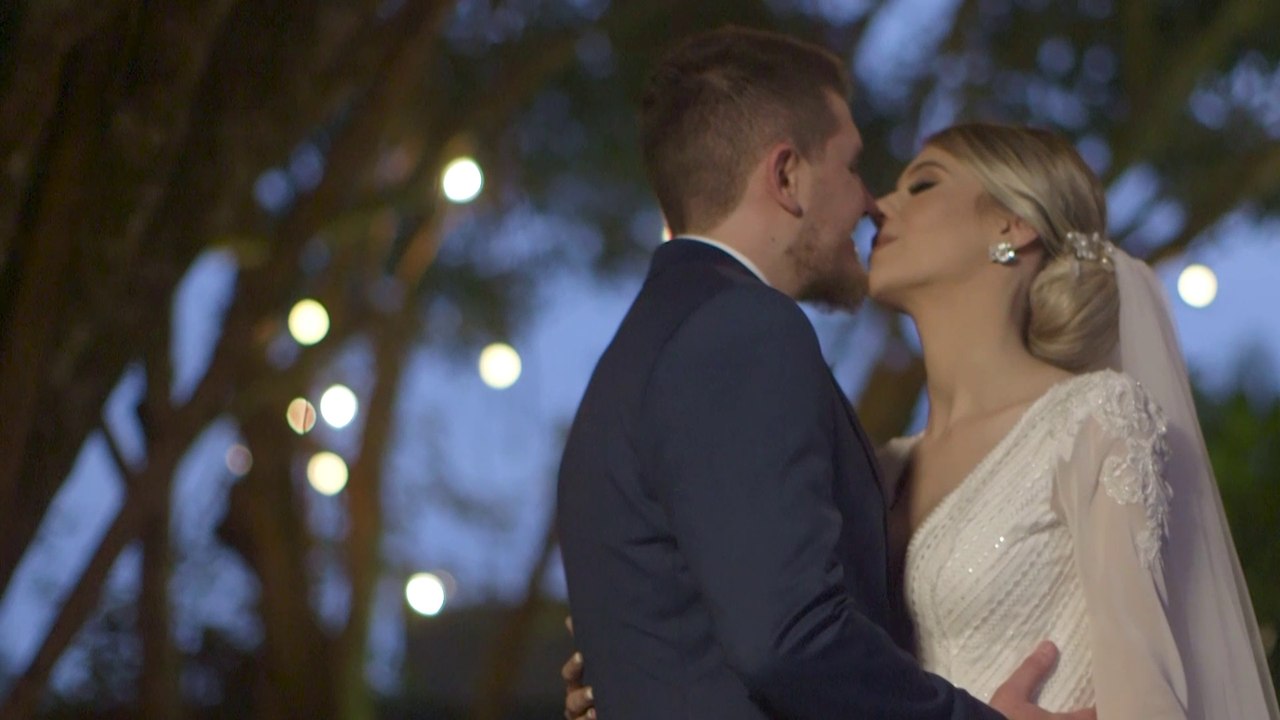 Julia + Gustavo