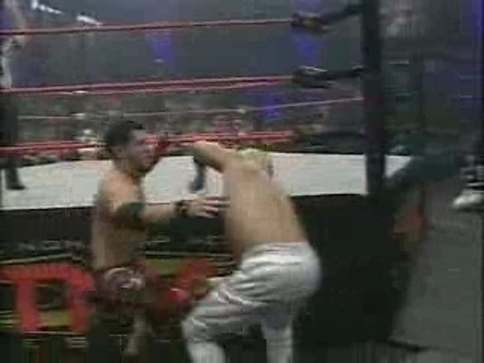 Alex Shelley vs Shocker