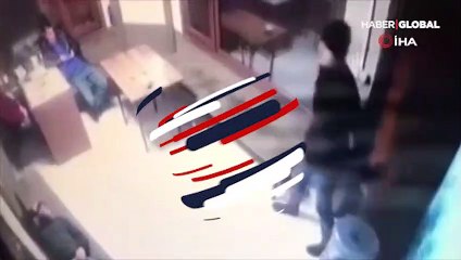 Taksi durağına silahlı baskın kamerada: 1 yaralı