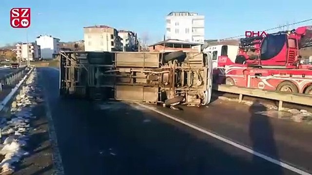 Ordu'da işçileri taşıyan midibüs devrildi: 12 yaralı
