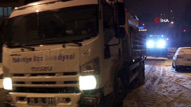Karla mücadelede çalışmalar son sürat devam ediyor