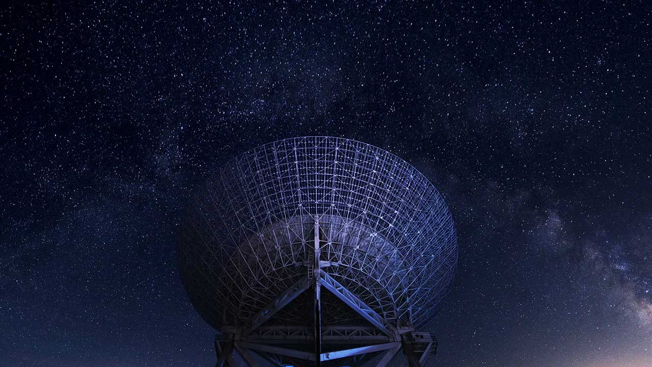 Unerklärliche Radiosignale aus dem All: Forscher rätseln
