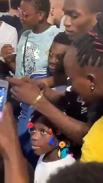 Mael, le fils de Dj Arafat accueilli en prince à Abidjan