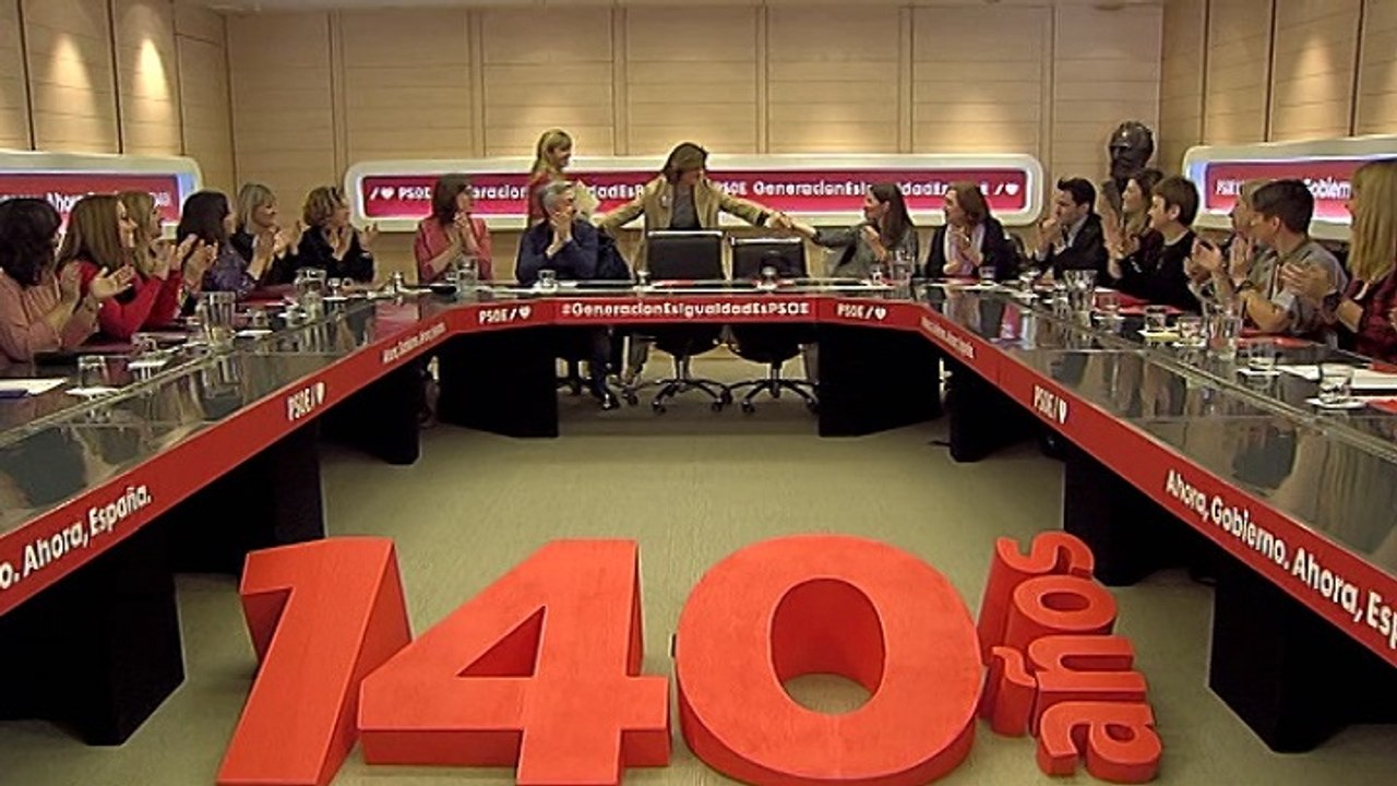 Carmen Calvo participa en una reunión de Igualdad