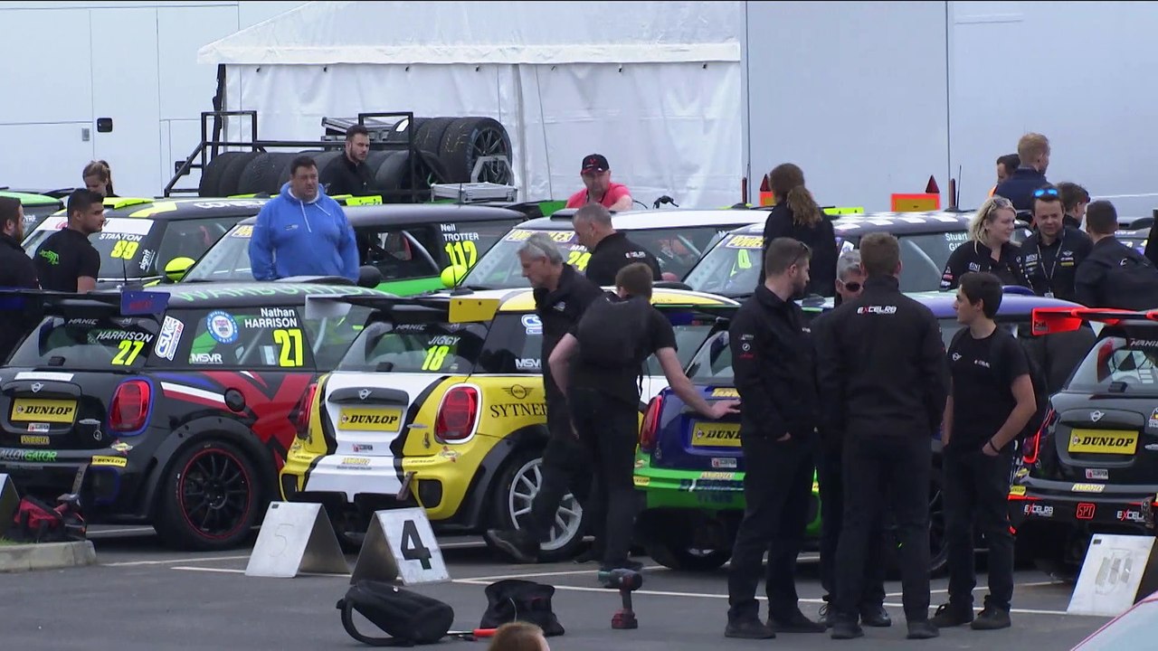 Mini Challenge JCW 2019 - Round 4 - Donington Park