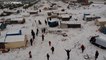 شاهد: الثلوج تزيد من معاناة النازحين شمال غرب سوريا