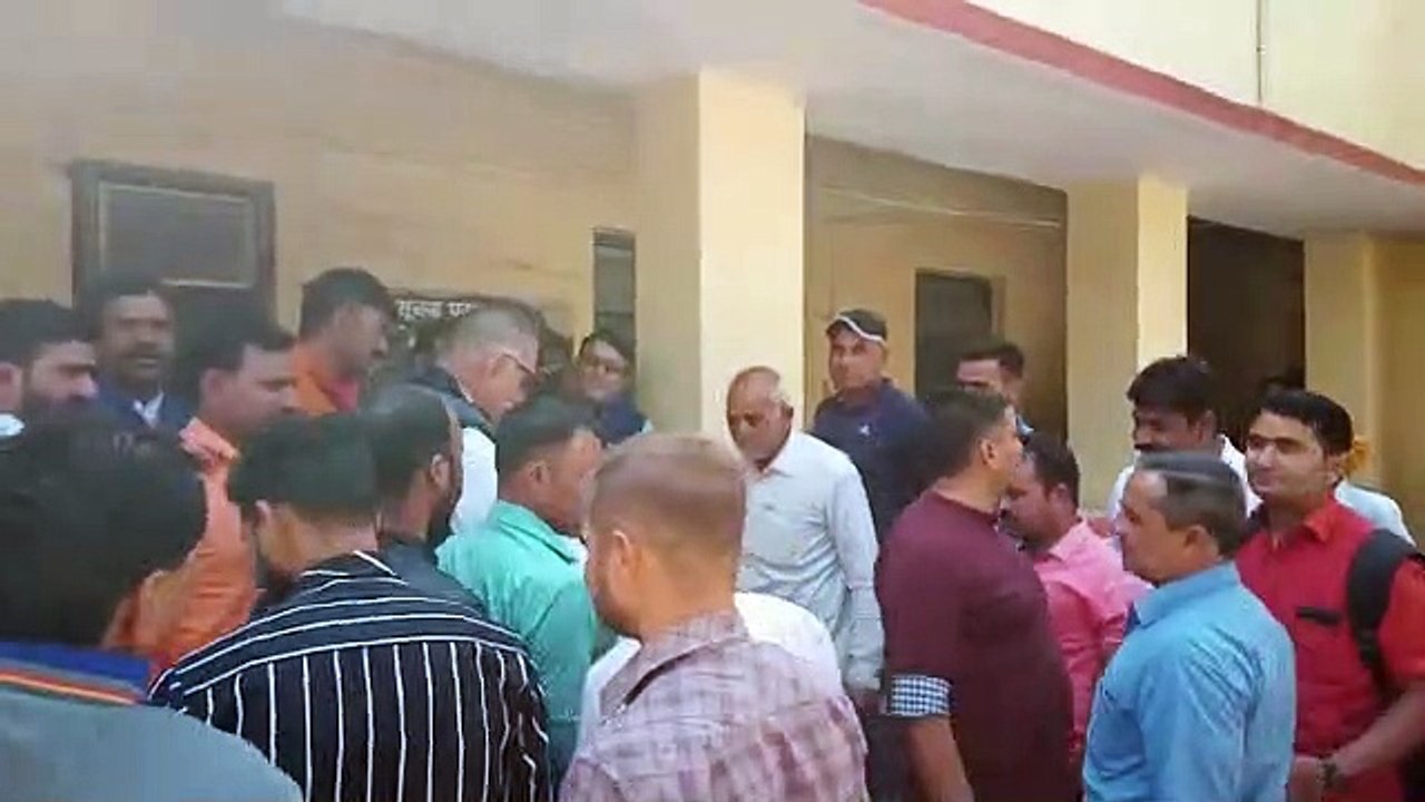 मदसौर नीमच -मनावर में हुई घटना के विरोध में दिय...