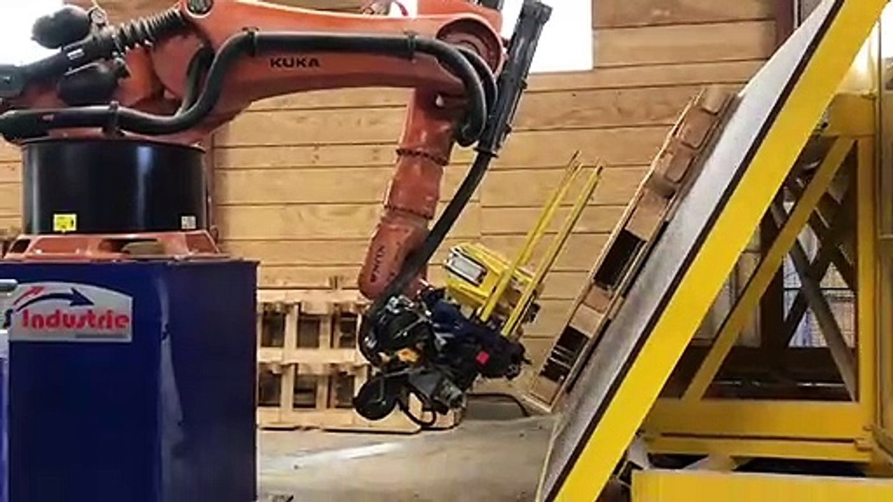 Hurbache : un robot cloueur pour l'entreprise François