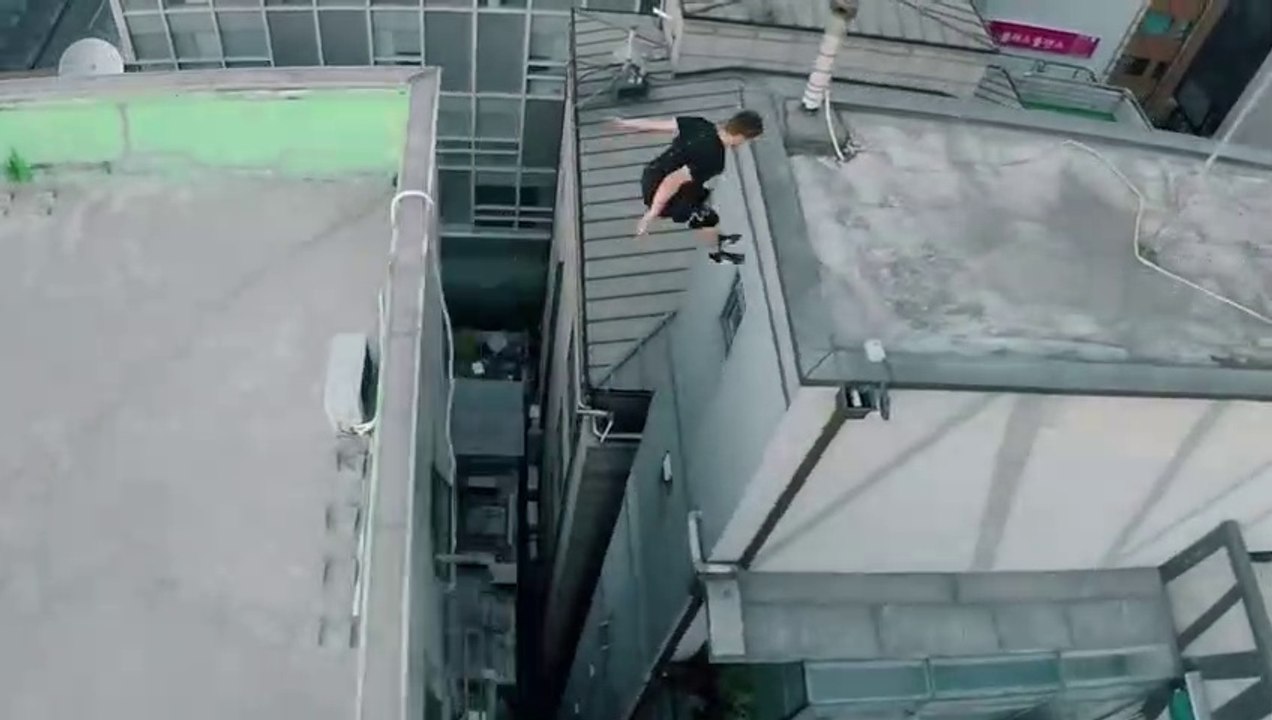 Parkour at Height - Best of Roof Culture Asia