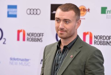 Sam Smith Doesn't Like Valentine's Day