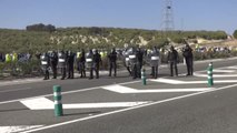 Agricultores cortan las autovías de Córdoba en protesta