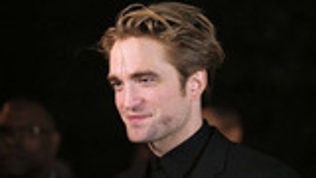 First Look at Robert Pattinson as The Batman | THR News